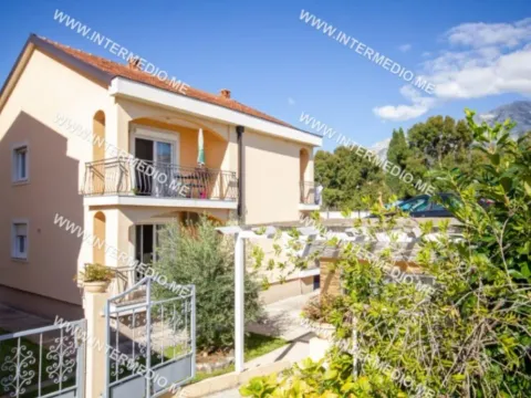 Sale, house, 187m², Igalo, Herceg Novi - image 12
