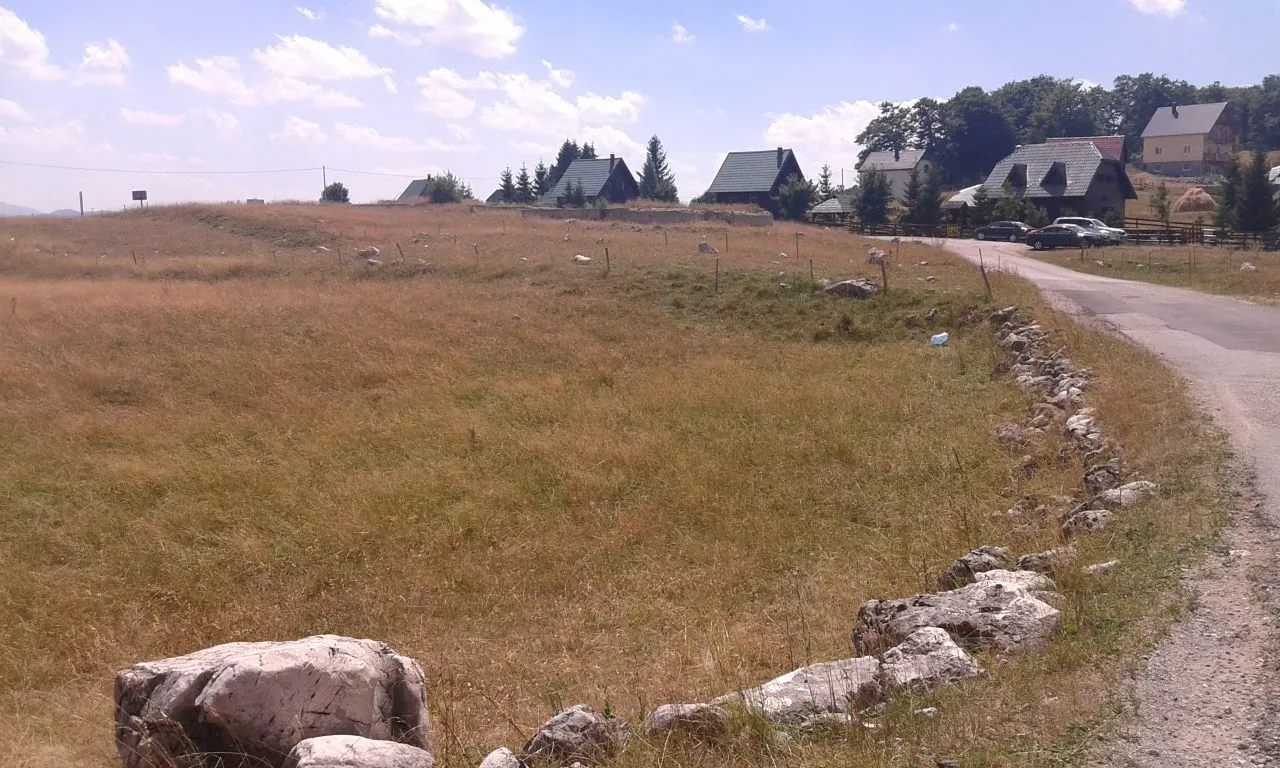 Prodaja, plac, 806m², Motički gaj, Žabljak
