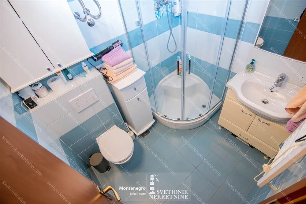 Prodaja, četvorosoban stan, 137m², Topla, Herceg Novi