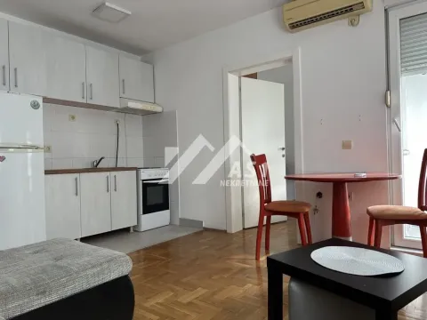 Rent, one bedroom apartment, 34m², Grbavica, Novi Sad Sve Podlokacije - image 3