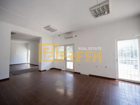 Izdavanje, poslovni prostor, 140m2, Preko Morače, Podgorica Izdavanje, poslovni prostor, 140m2, Preko Morače, Podgorica