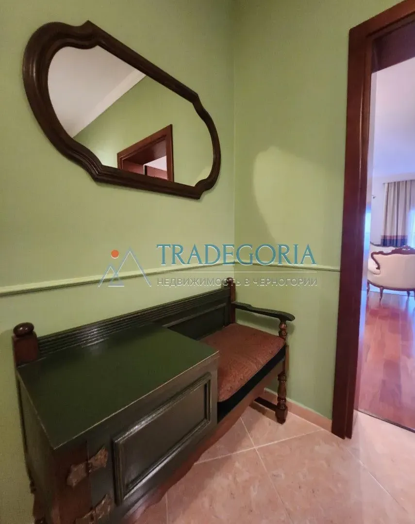 Prodaja, dvosoban stan, 104m², Bar, Crna Gora
