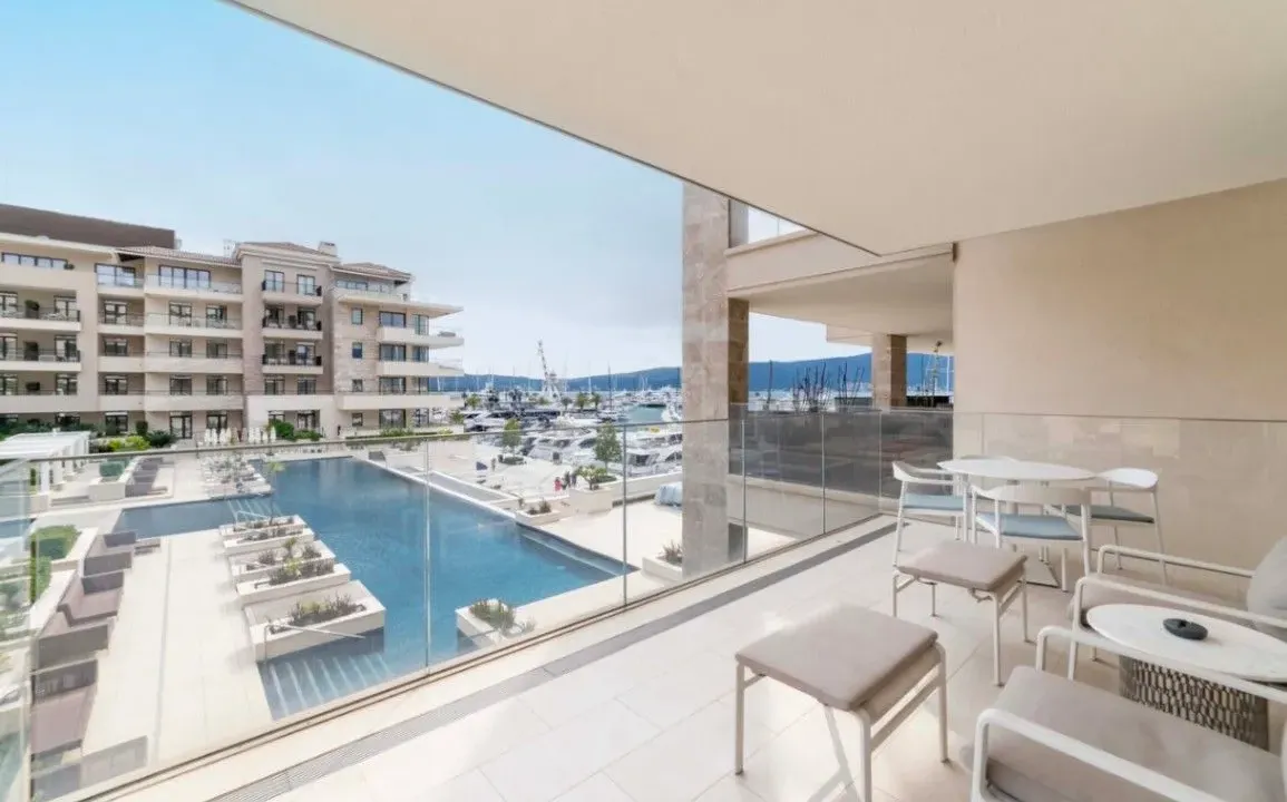Prodaja, jednosoban stan, 81m², Porto Montenegro, Tivat