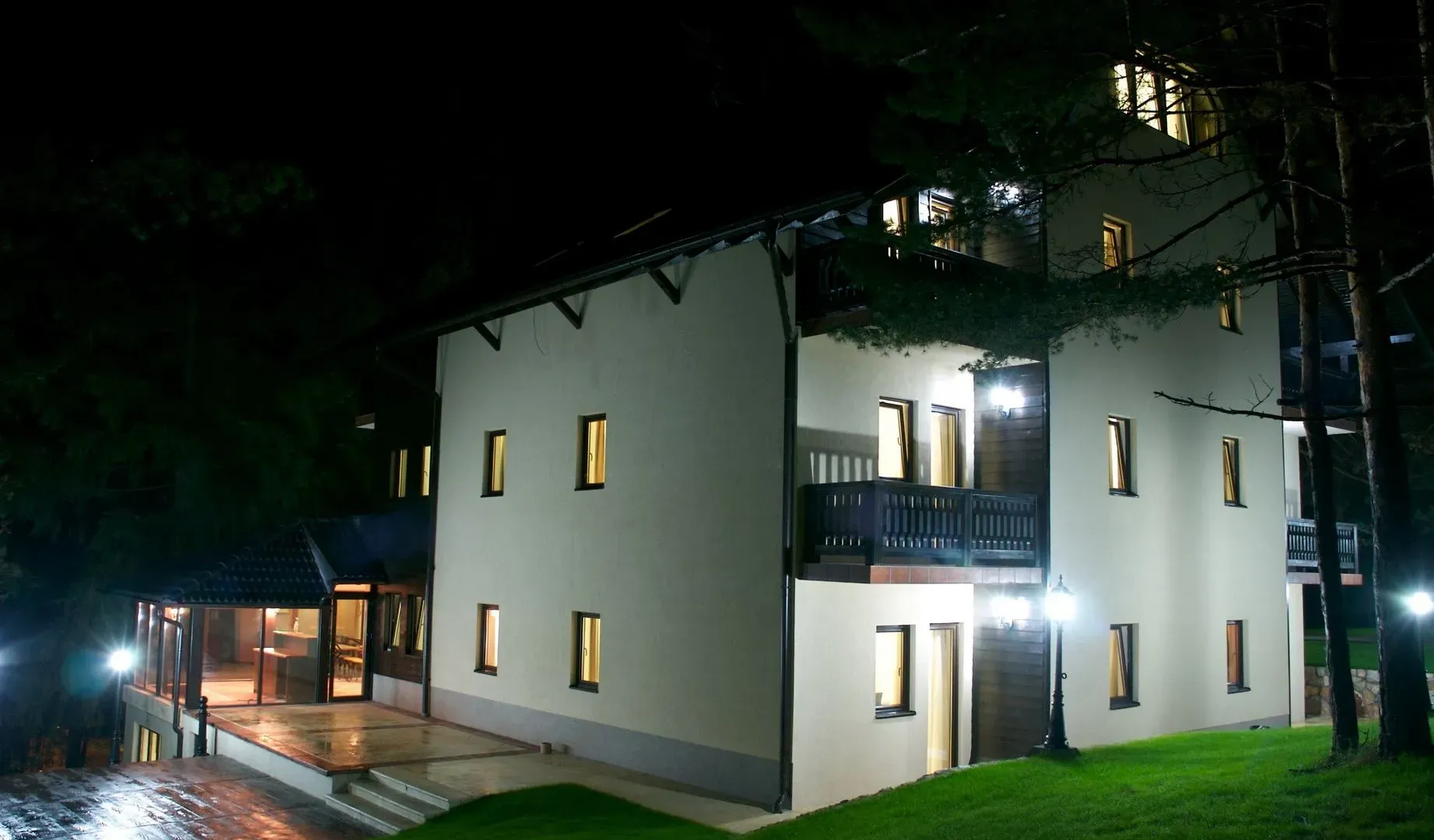 Prodaja, ugostiteljski objekat, 768m², Zlatibor, Srbija