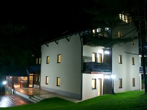 Prodaja, kuća, 1400m², Zlatibor, Srbija - image 20