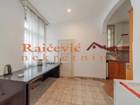 Sale, apartment, 203m², Centar, Kruševac - image 6