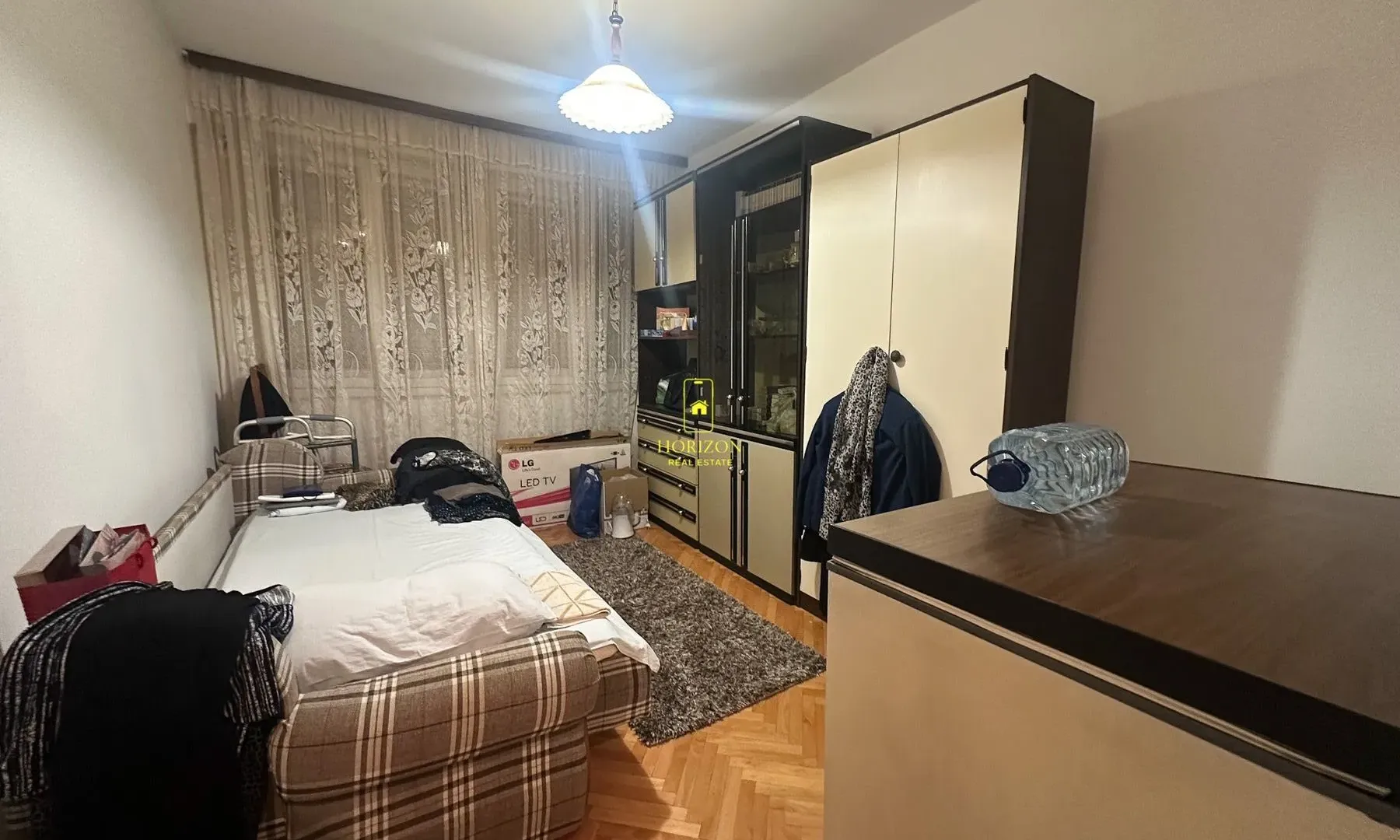 Prodaja, dvosoban stan, 72m², Baston, Podgorica