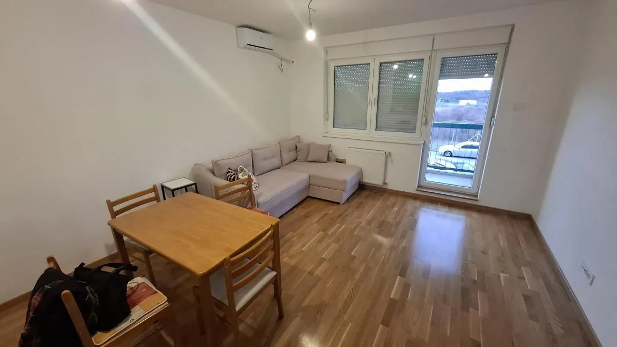 Izdavanje, jednosoban stan, 40m², Jugovićevo, Novi Sad Sve Podlokacije