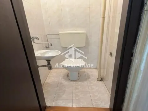 Izdavanje, trosoban stan, 92m², Zemun Save Kovačevića, Zemun Sve Podlokacije - image 15