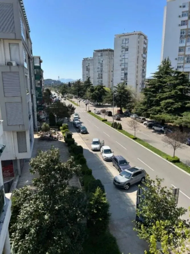 Rent, one bedroom apartment, 56m², Momišići, Podgorica