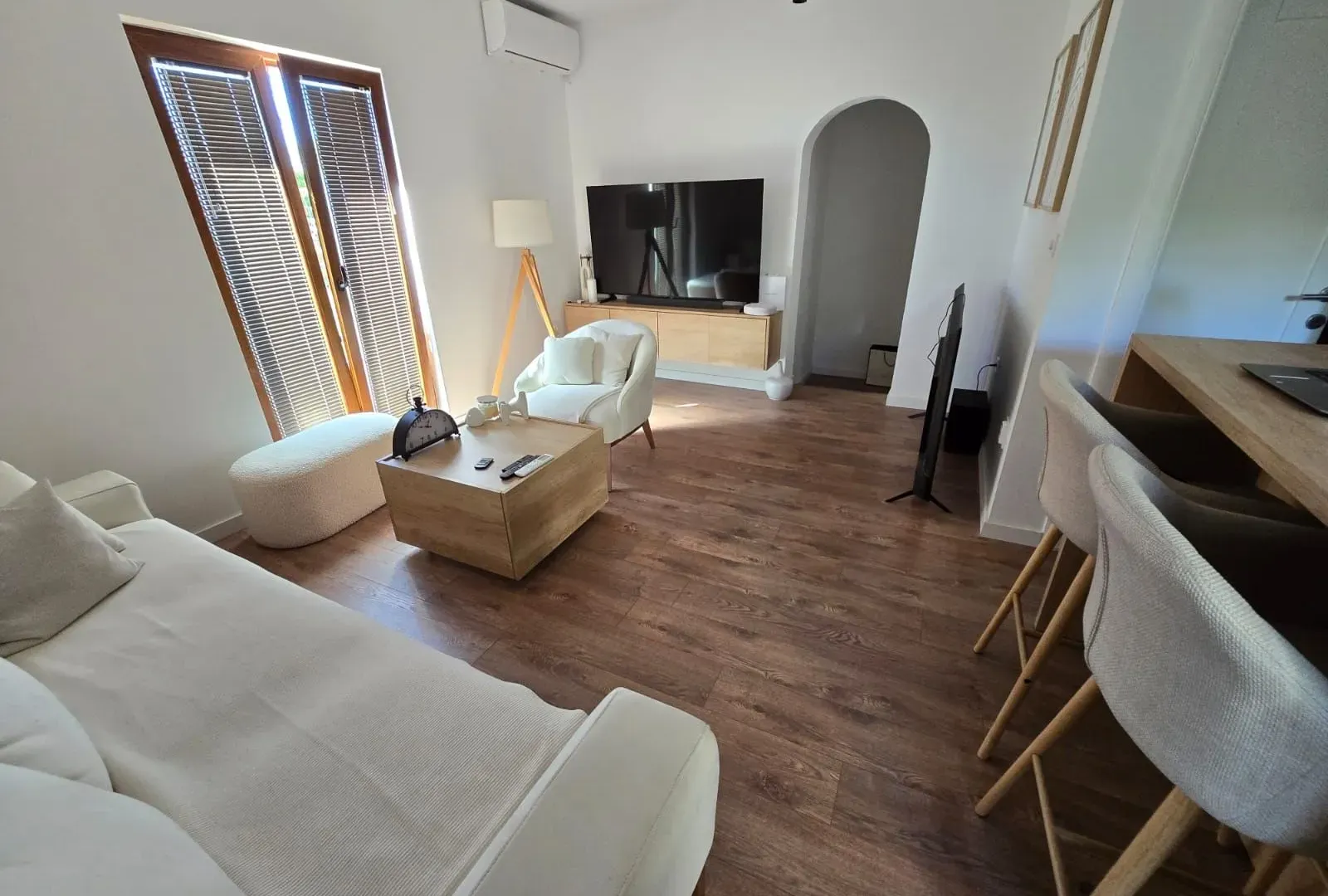 Prodaja, jednosoban stan, 50m², Kalimanj, Tivat
