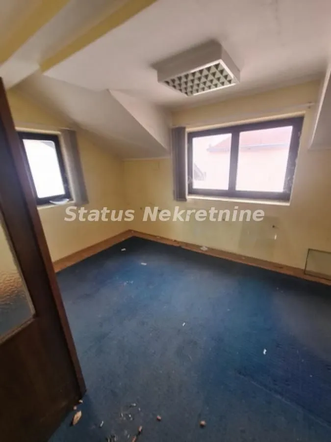 Sale, office space, 550m², Futog, Novi Sad Sve Podlokacije