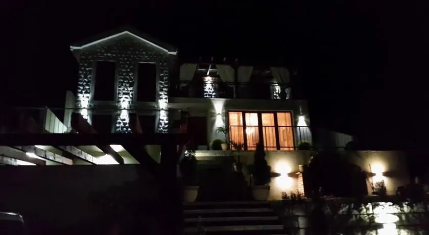 Prodaja, kuća, 220m², Krimovica, Kotor