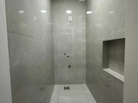 Prodaja, trosoban stan, 74m², Tuški Put, Podgorica - image 10