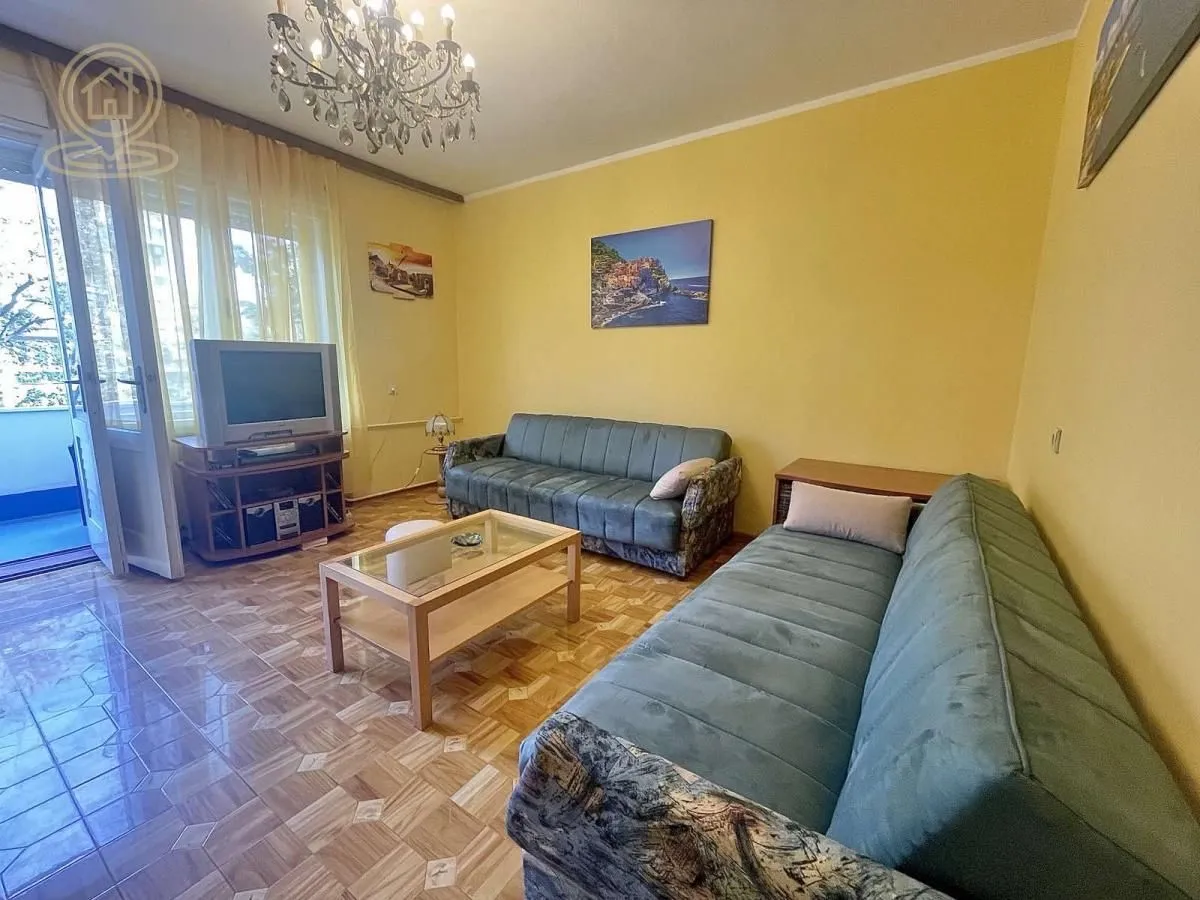 Izdavanje, dvosoban stan, 62m², Podbara, Novi Sad Sve Podlokacije
