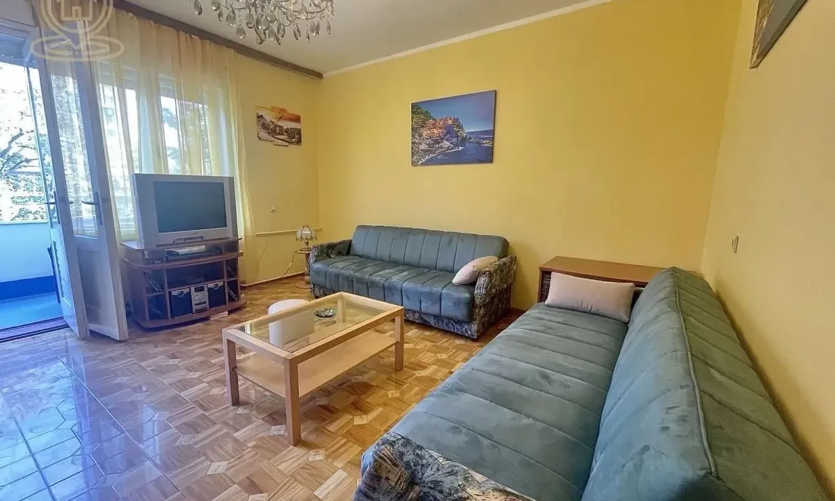 Izdavanje, dvosoban stan, 62m², Podbara, Novi Sad Sve Podlokacije