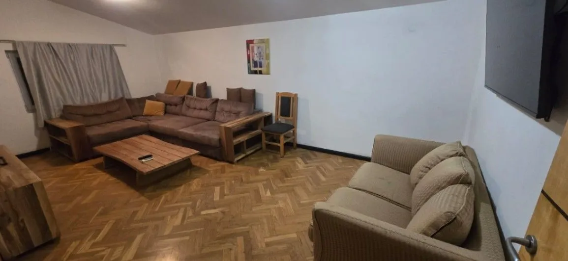 Izdavanje, trosoban stan, 100m², Bjeliši, Bar