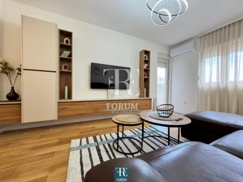 Izdavanje, jednosoban stan, 49m², Central Point, Podgorica - image 3
