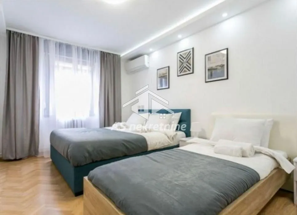Izdavanje, stan, 90m², Stari Grad, Beograd