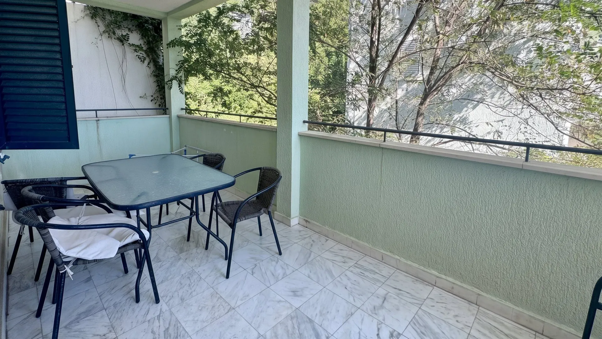 Sale, four bedroom apartment, 89m², Sveti Stefan, Budva