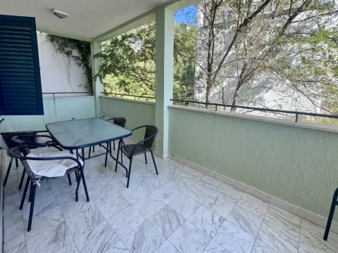 Sale, four bedroom apartment, 89m², Sveti Stefan, Budva - image 3