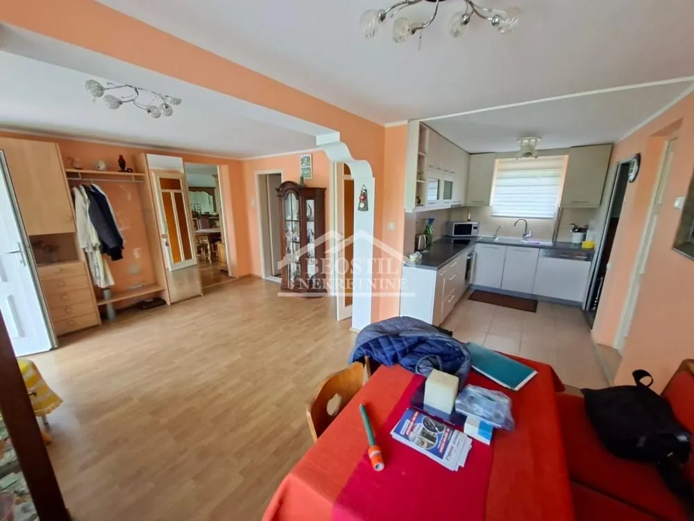 Prodaja, kuća, 267m², Jugovo, Smederevo