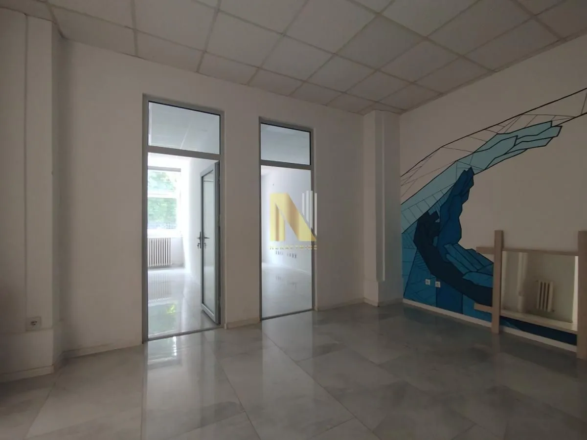 Rent, office space, 160m², Centar, Novi Sad