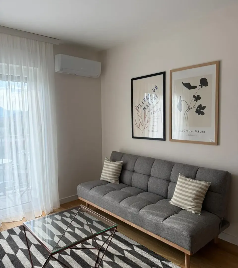 Izdavanje, jednosoban stan, 39m², Pobrežje, Podgorica