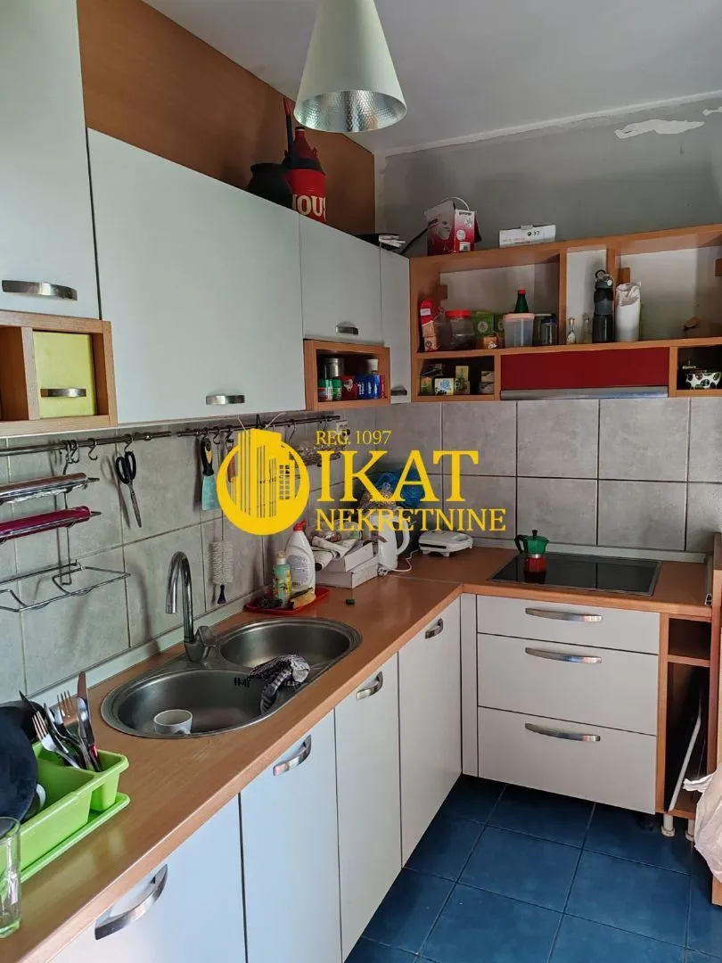 Sale, three bedroom apartment, 83m², Vidikovački venac, Rakovica