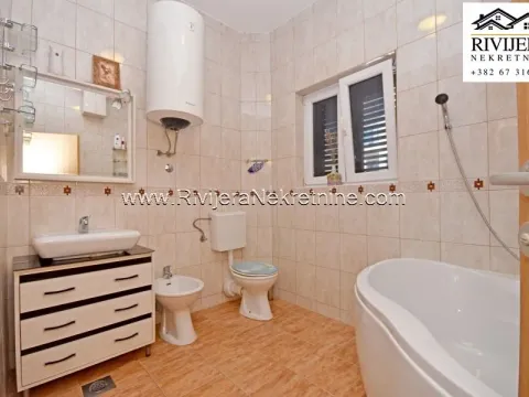 Prodaja, trosoban stan, 114m², Đenovići, Herceg Novi - image 10