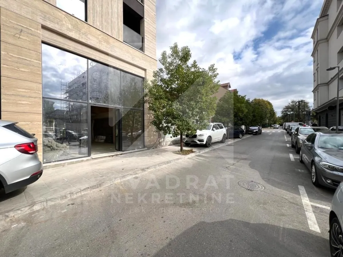 Rent, office space, 124m², Centar, Podgorica