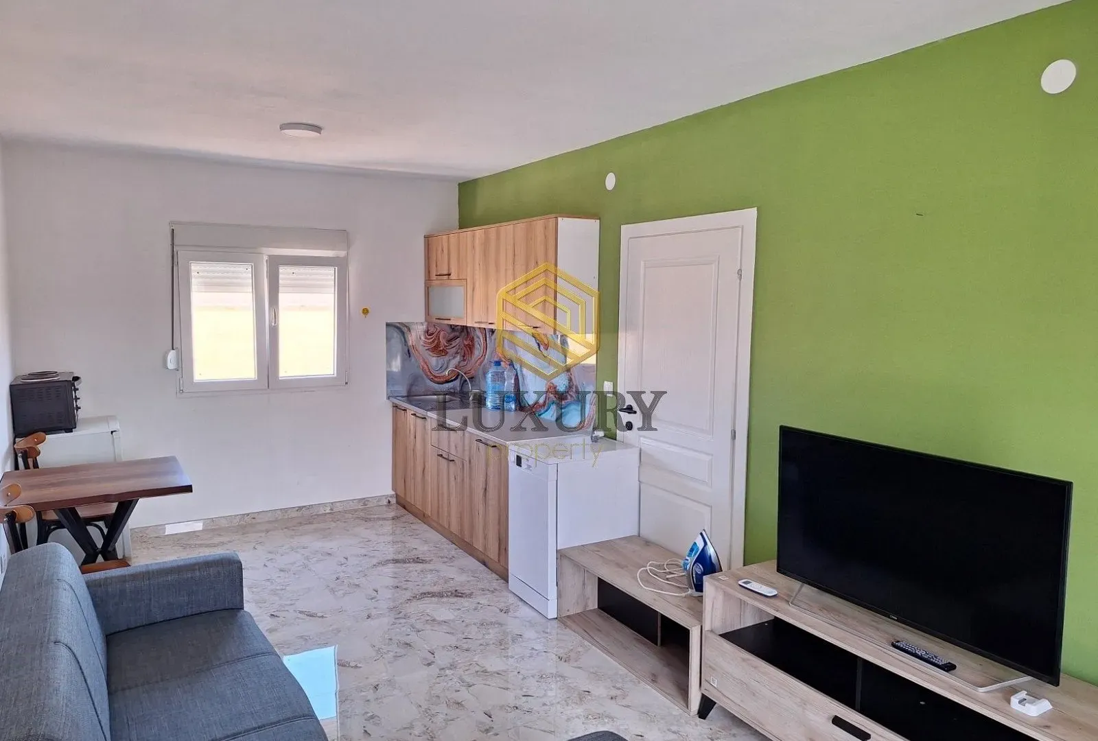 Izdavanje, kuća, 110m², Cijevna, Podgorica