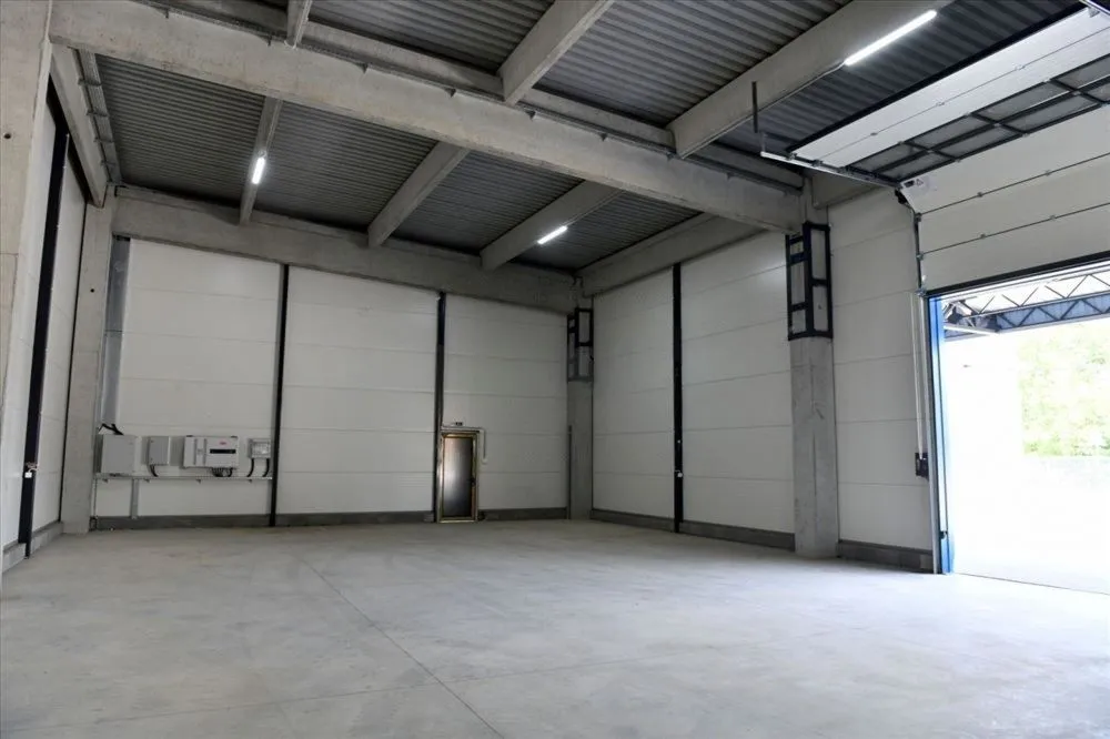 Rent, office space, 920m², Centar, Čačak