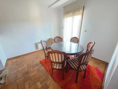 Izdavanje, dvosoban stan, 85m², Stari Aerodrom, Podgorica - image 5