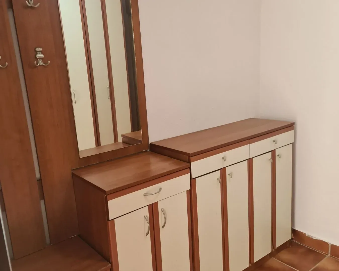 Rent, studio apartment, 40m², Tološi, Podgorica