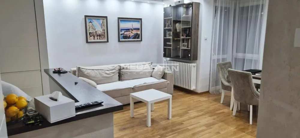 Sale, three bedroom apartment, 64m², Lion, Zvezdara Sve Podlokacije