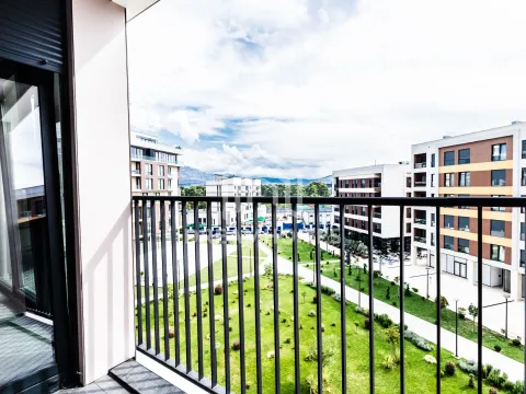 Rent, two bedroom apartment, 82m², Kod Capital Plaze, Podgorica - image 10