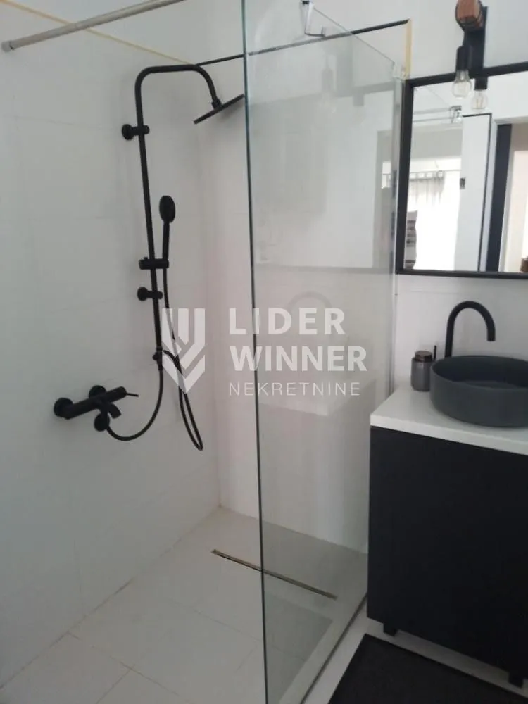 Rent, apartment, 130m², Đeram Pijaca, Beograd
