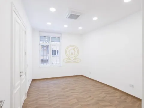 Izdavanje, poslovni prostor, 120m², Stari Grad, Beograd - image 5