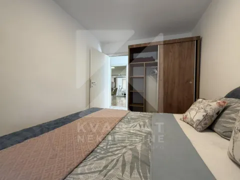 Rent, two bedroom apartment, 120m², Stari Aerodrom, Podgorica - image 14