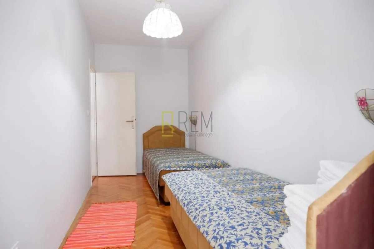 Sale, one bedroom apartment, 44m², Centar, Budva
