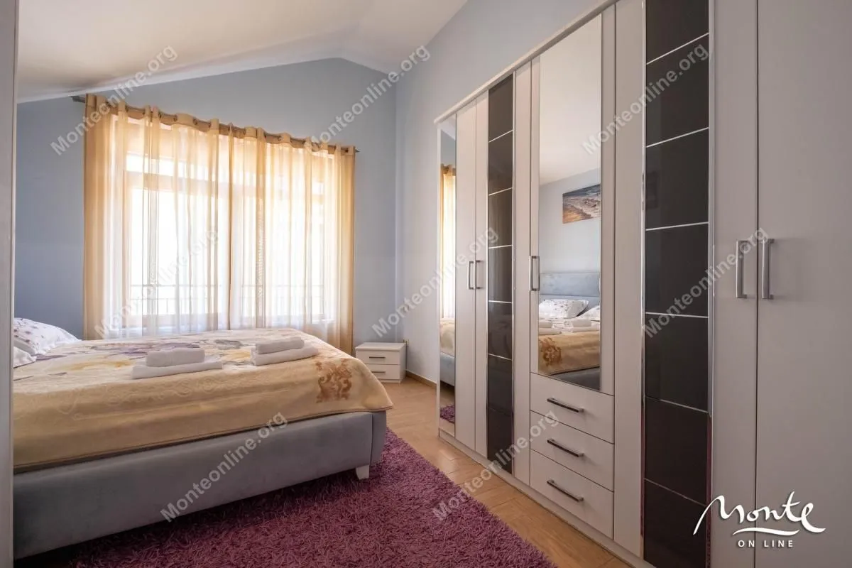 Prodaja, dvosoban stan, 87m², Orahovac, Kotor