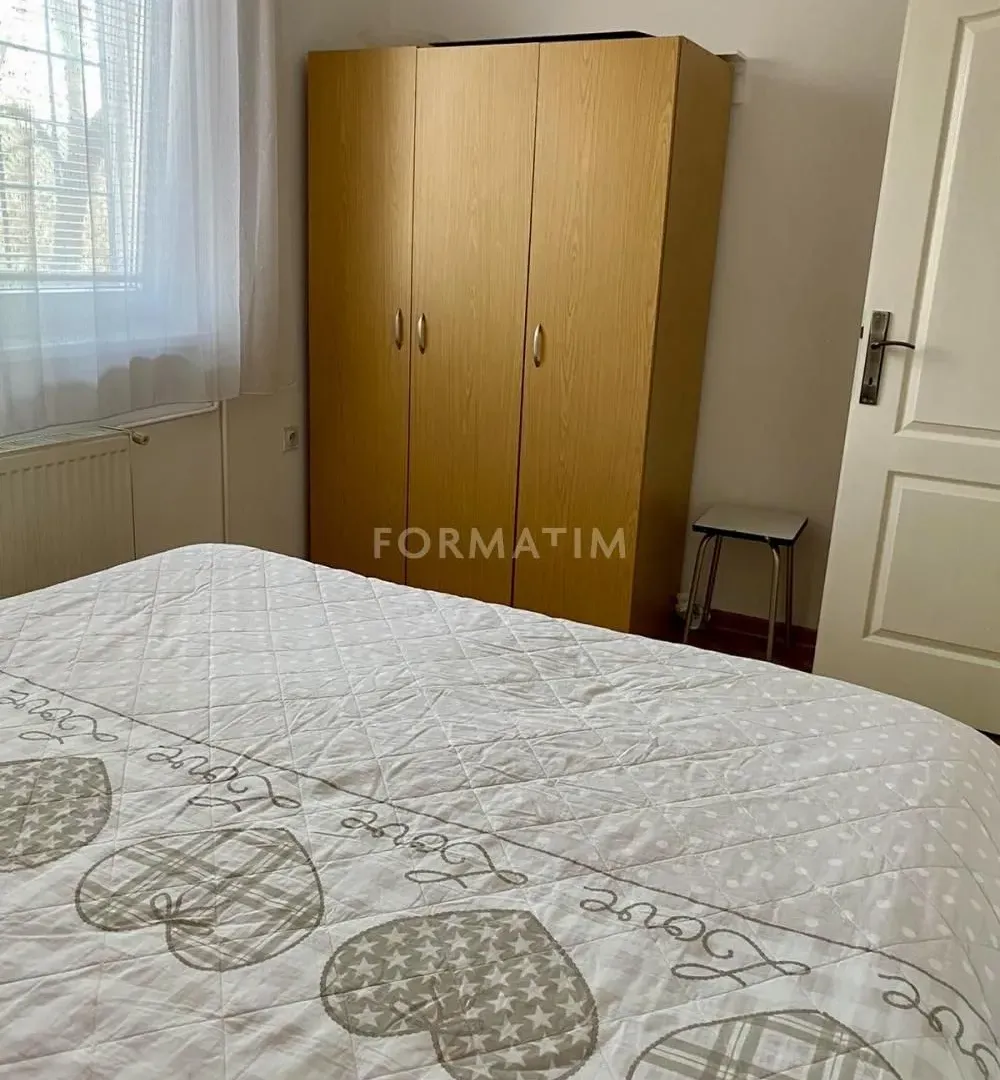 Izdavanje, jednosoban stan, 43m², Krnjaca, Palilula Sve Podlokacije