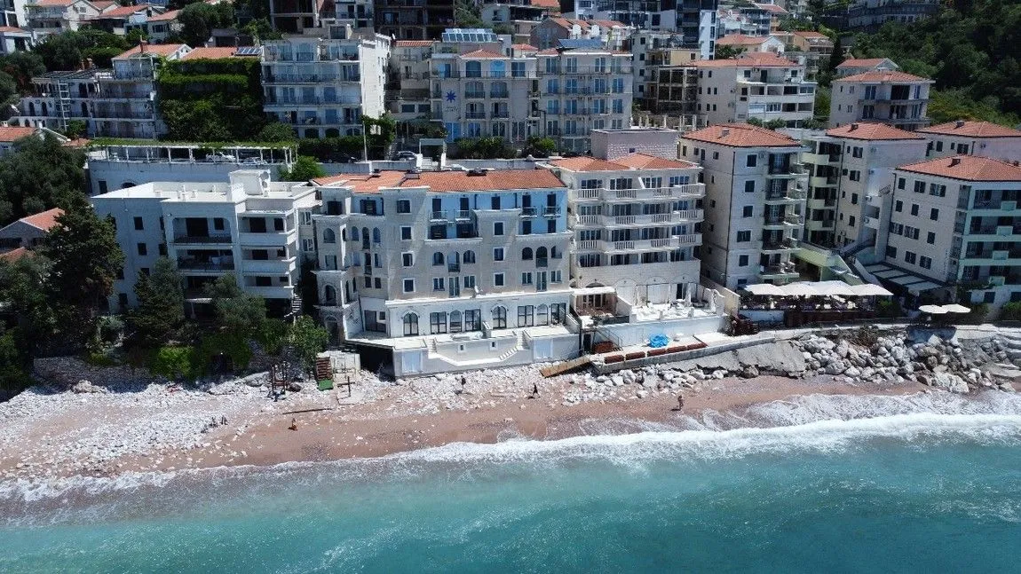 Sale, two bedroom apartment, 62m², Sveti Stefan, Budva