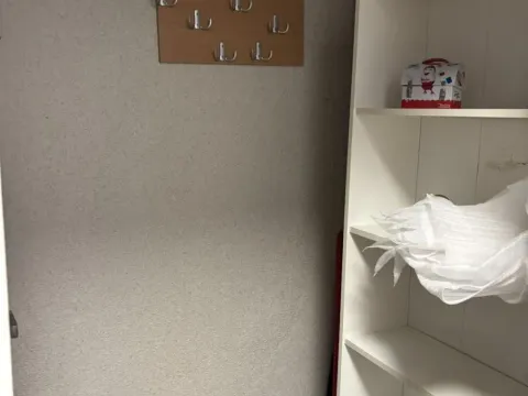 Rent, four bedroom apartment, 80m², Bulbulder, Zvezdara Sve Podlokacije - image 10