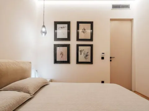 Prodaja, dvosoban stan, 79m², Budva, Crna Gora - image 9