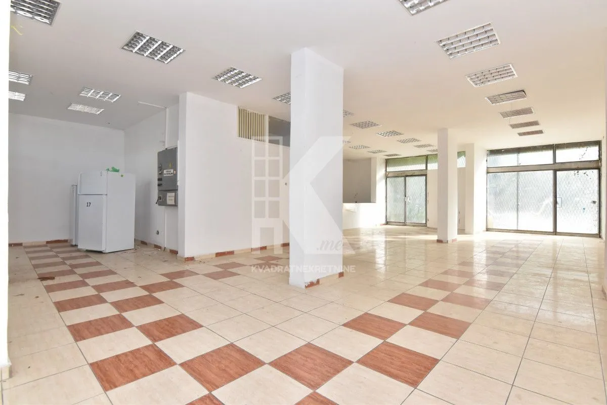 Rent, office space, 240m², Gintaš, Podgorica