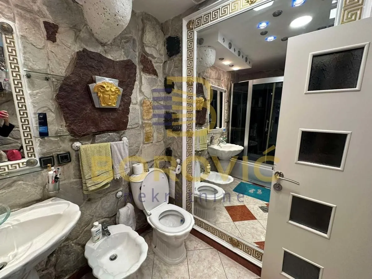 Sale, two bedroom apartment, 57m², Karaburma, Palilula Sve Podlokacije