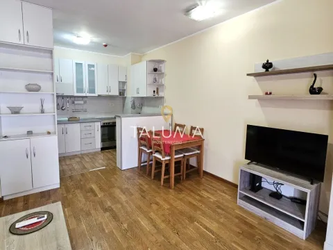 Prodaja, jednosoban stan, 50m², City Kvart, Podgorica - image 3