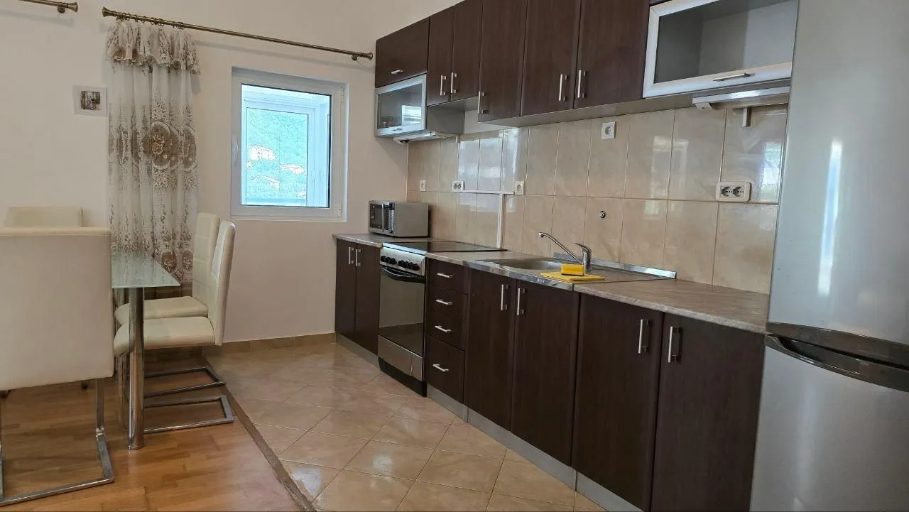 Prodaja, dvosoban stan, 74m², Petrovac, Budva